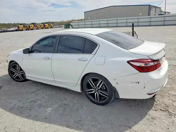1HGCR2F50GA031188 2016 HONDA ACCORD - Image 2