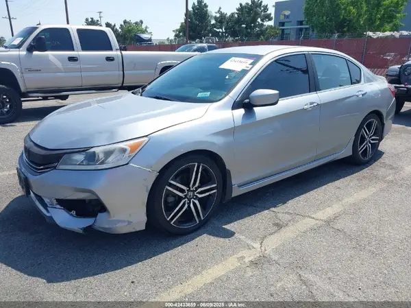 1HGCR2F50GA034804 2016 HONDA ACCORD - Image 2