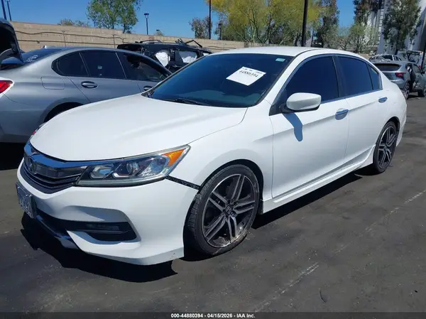 1HGCR2F50GA055278 2016 HONDA ACCORD - Image 2