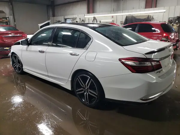 1HGCR2F50GA055281 2016 HONDA ACCORD - Image 2
