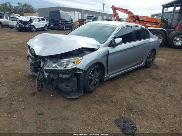 1HGCR2F50GA065504 2016 HONDA ACCORD - Image 2