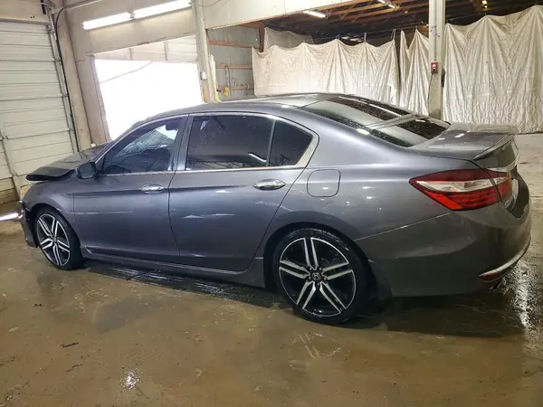 1HGCR2F50GA067320 2016 HONDA ACCORD - Image 2