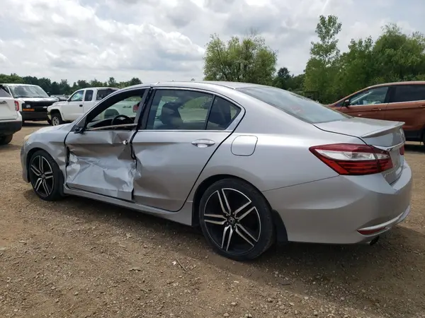 1HGCR2F50GA071495 2016 HONDA ACCORD - Image 2