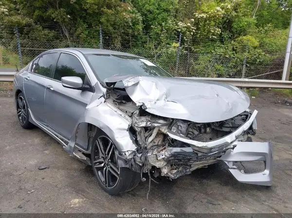 1HGCR2F50GA077748 2016 HONDA ACCORD - Image 1