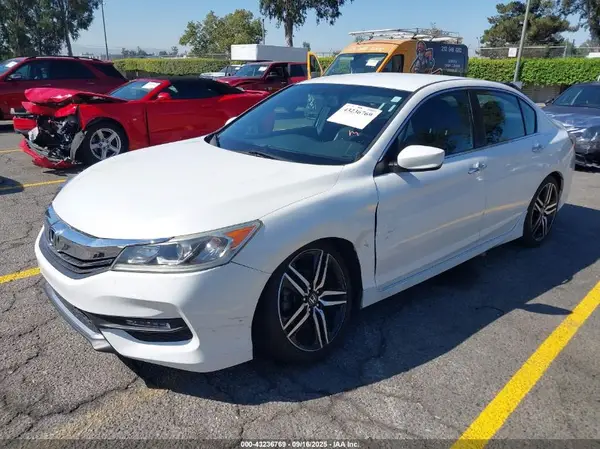 1HGCR2F50GA104429 2016 HONDA ACCORD - Image 2