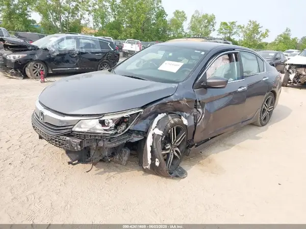 1HGCR2F50GA112045 2016 HONDA ACCORD - Image 2