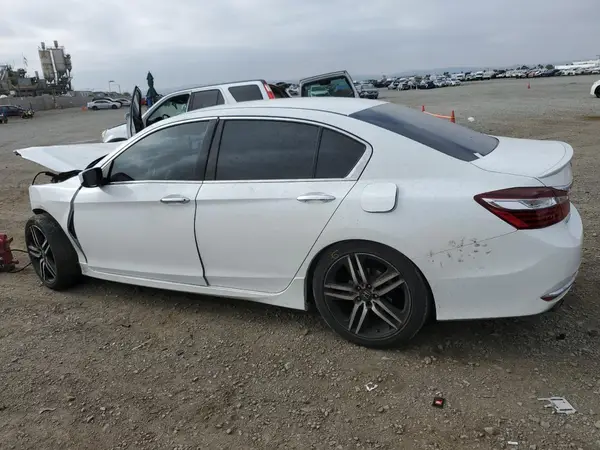 1HGCR2F50GA114944 2016 HONDA ACCORD - Image 2