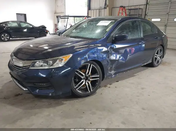 1HGCR2F50GA121683 2016 HONDA ACCORD - Image 2