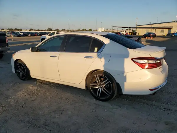 1HGCR2F50GA142288 2016 HONDA ACCORD - Image 2