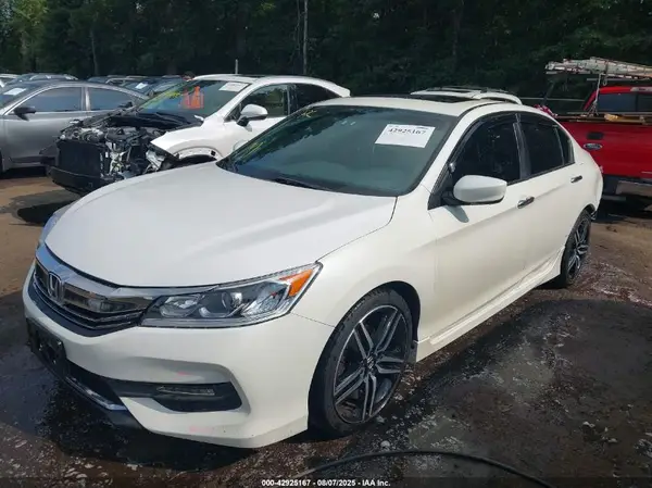 1HGCR2F50GA154554 2016 HONDA ACCORD - Image 2