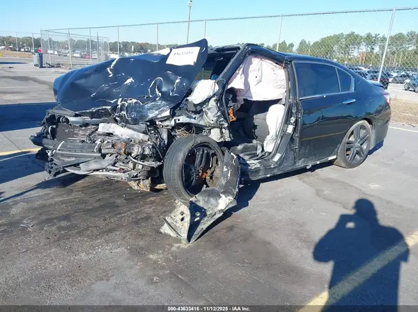 1HGCR2F50GA159592 2016 HONDA ACCORD - Image 2