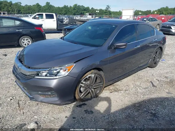 1HGCR2F50GA170303 2016 HONDA ACCORD - Image 2