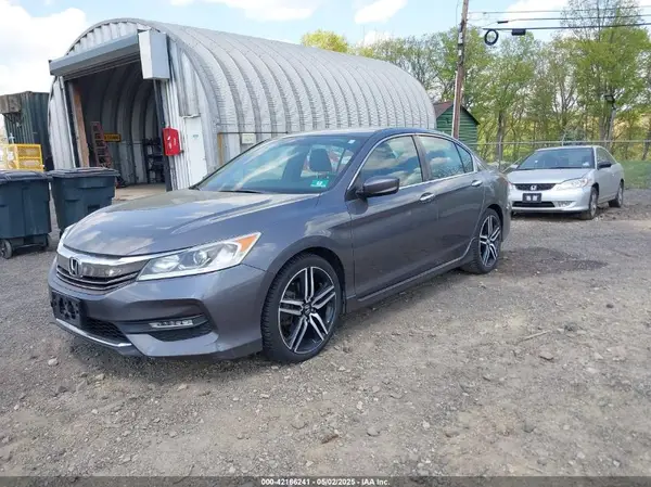 1HGCR2F50GA192043 2016 HONDA ACCORD - Image 2