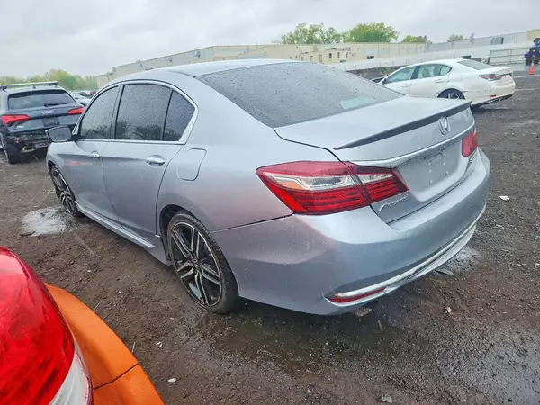 1HGCR2F50GA194102 2016 HONDA ACCORD - Image 2