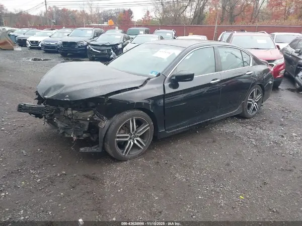 1HGCR2F50GA204918 2016 HONDA ACCORD - Image 2