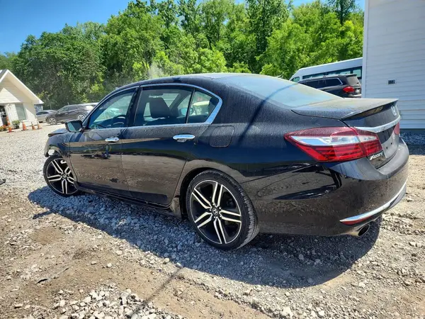 1HGCR2F50GA205857 2016 HONDA ACCORD - Image 2