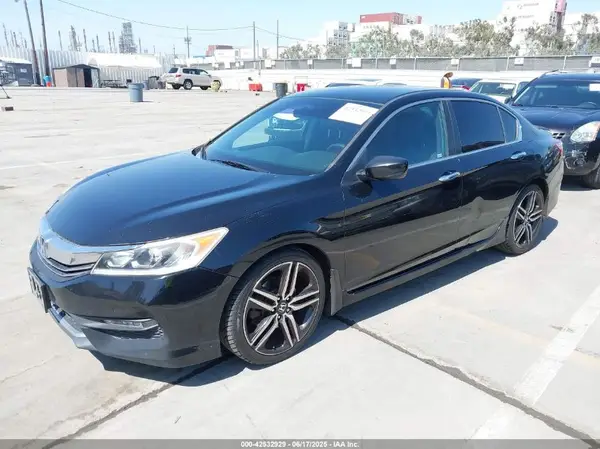 1HGCR2F50GA227308 2016 HONDA ACCORD - Image 2