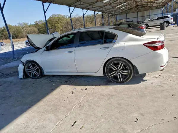 1HGCR2F50GA239748 2016 HONDA ACCORD - Image 2