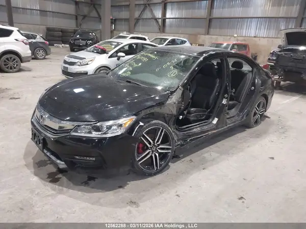 1HGCR2F50GA803799 2016 HONDA ACCORD - Image 2