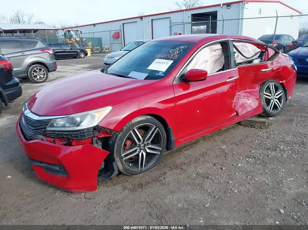 1HGCR2F50HA000590 2017 HONDA ACCORD - Image 2