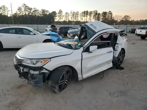 1HGCR2F50HA022699 2017 HONDA ACCORD - Image 1