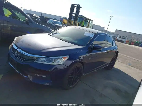 1HGCR2F50HA046808 2017 HONDA ACCORD - Image 2