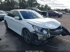 1HGCR2F50HA060336 2017 HONDA ACCORD