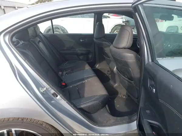 1HGCR2F50HA060417 2017 HONDA ACCORD - Image 8
