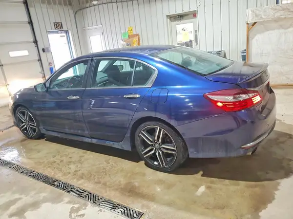 1HGCR2F50HA061003 2017 HONDA ACCORD - Image 2