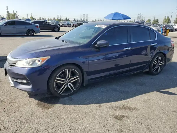 1HGCR2F50HA065388 2017 HONDA ACCORD - Image 1