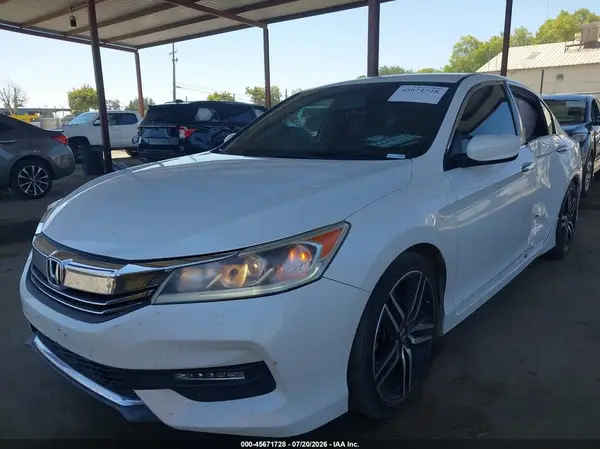 1HGCR2F50HA070087 2017 HONDA ACCORD - Image 2