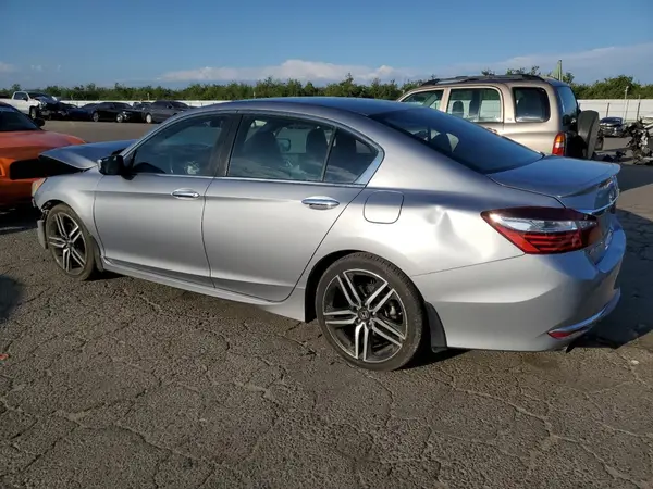 1HGCR2F50HA076584 2017 HONDA ACCORD - Image 2