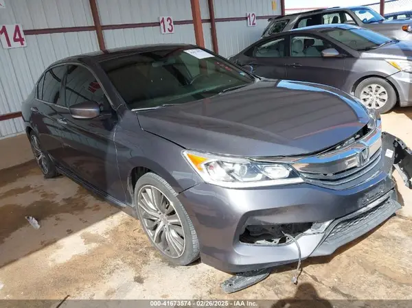 1HGCR2F50HA080098 2017 HONDA ACCORD - Image 1