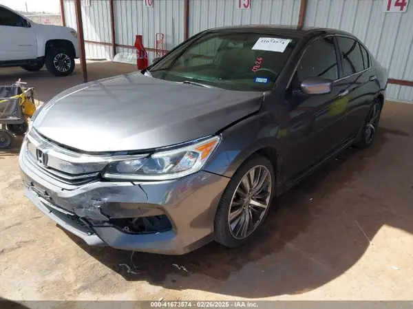 1HGCR2F50HA080098 2017 HONDA ACCORD - Image 2