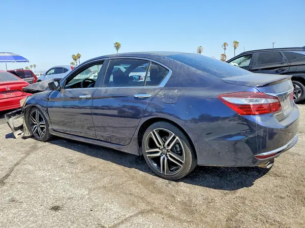 1HGCR2F50HA085818 2017 HONDA ACCORD - Image 2