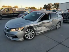 1HGCR2F50HA102696 2017 HONDA ACCORD