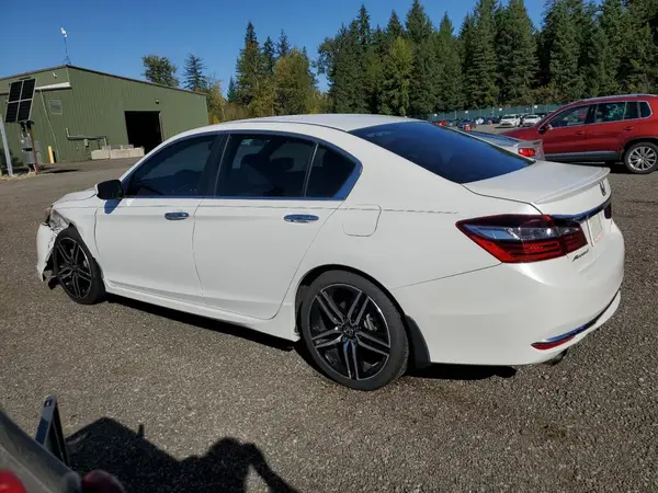 1HGCR2F50HA102830 2017 HONDA ACCORD - Image 2