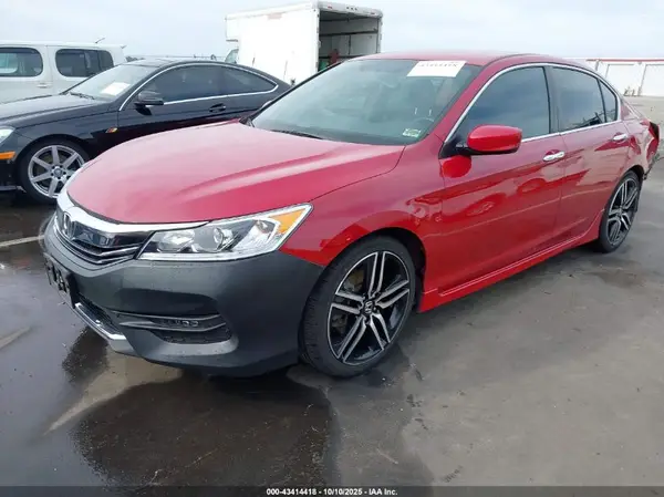 1HGCR2F50HA111804 2017 HONDA ACCORD - Image 2