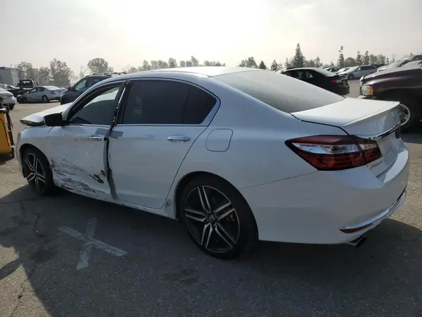 1HGCR2F50HA114797 2017 HONDA ACCORD - Image 2