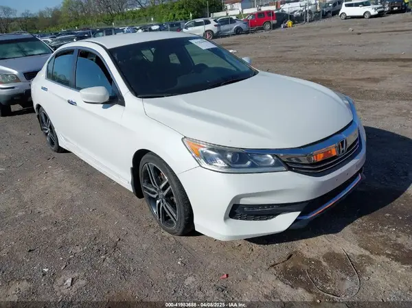 1HGCR2F50HA120521 2017 HONDA ACCORD - Image 1