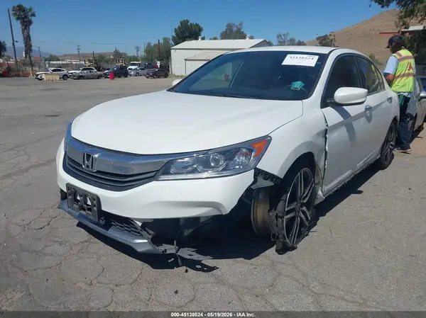 1HGCR2F50HA129218 2017 HONDA ACCORD - Image 2