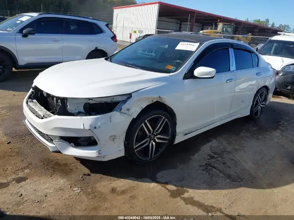 1HGCR2F50HA138484 2017 HONDA ACCORD - Image 2