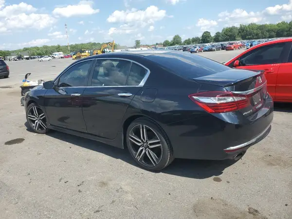 1HGCR2F50HA142132 2017 HONDA ACCORD - Image 2