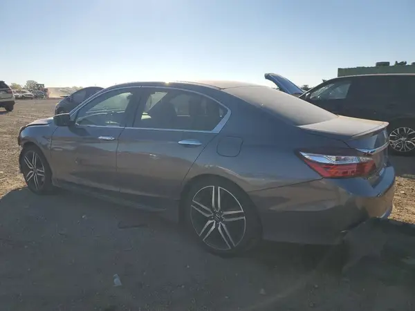 1HGCR2F50HA143233 2017 HONDA ACCORD - Image 2