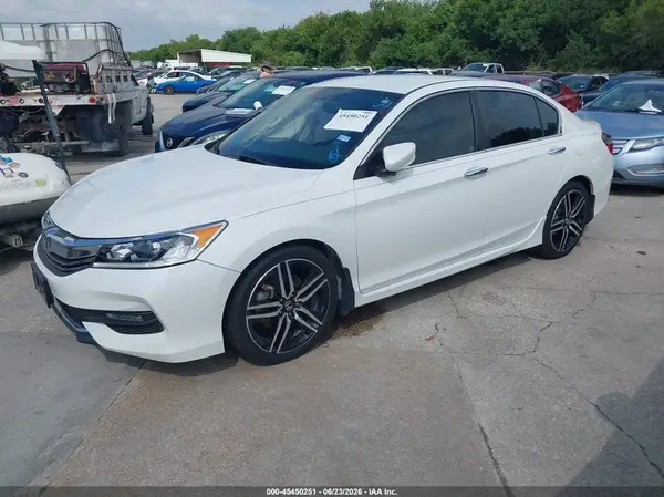1HGCR2F50HA160758 2017 HONDA ACCORD - Image 2