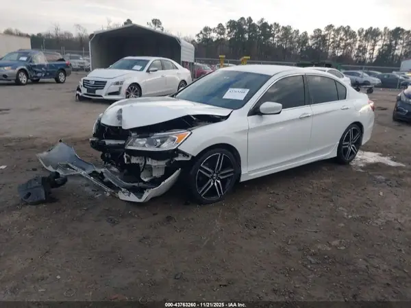 1HGCR2F50HA178323 2017 HONDA ACCORD - Image 2