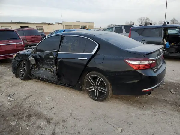 1HGCR2F50HA204404 2017 HONDA ACCORD - Image 2