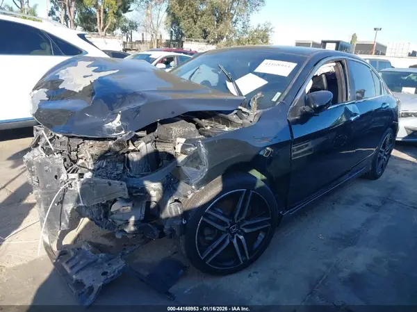 1HGCR2F50HA215550 2017 HONDA ACCORD - Image 2