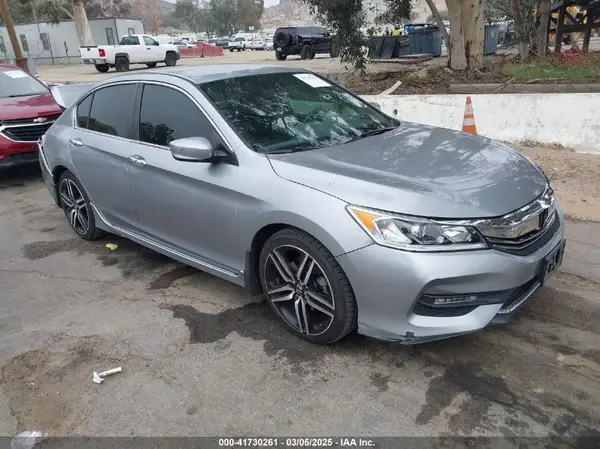 1HGCR2F50HA224507 2017 HONDA ACCORD - Image 1