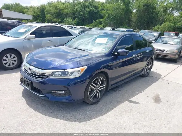 1HGCR2F50HA253800 2017 HONDA ACCORD - Image 2